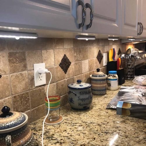 under cabinet light bars